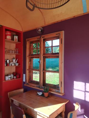 設施, Benno der Wagen - kreativ gestaltetes Tiny House AM WALDRAND Nahezu Alleinlage Rennsteig Grunes Band in 格雷芬塔爾