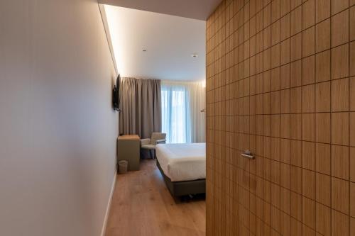 1 double bed
