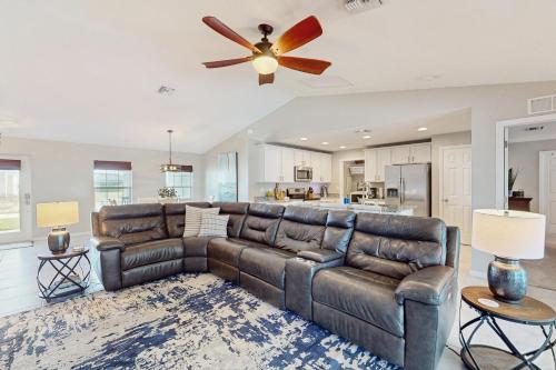 Cocktail Cove in Burnt Store Marina (FL)