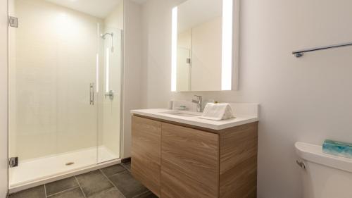 Seaport Apt with City Views - ALX-1512 in Boston, USA
