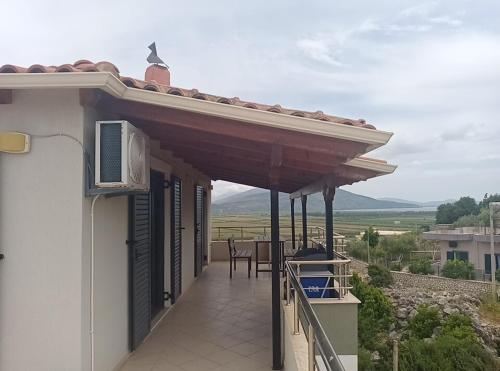 Two-Bedroom Apartment with Terrace and Sea View image 1