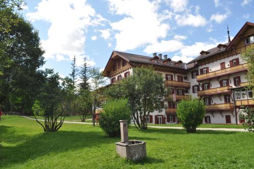  Villaggio Turistico Ploner, Pension in Schluderbach