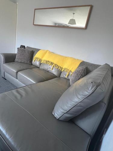 Glenrothes Central Apartment - image 2