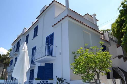 Boutique Hotel Helios - image 10
