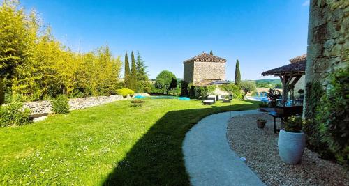 Kert, Maison Gasconne, 6 chambres, piscine 14x5, vue sur les vignobles in Castelnau Sur L'Auvignon