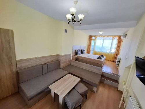 Junior Suite with Sea View image 8