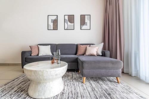 Fantastic Apartment Parking in city center - image 10
