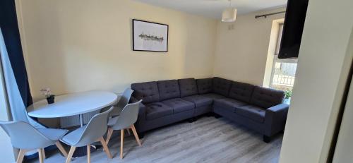 2 The Elms, Church St, Finglas, Дублин (фото 9)