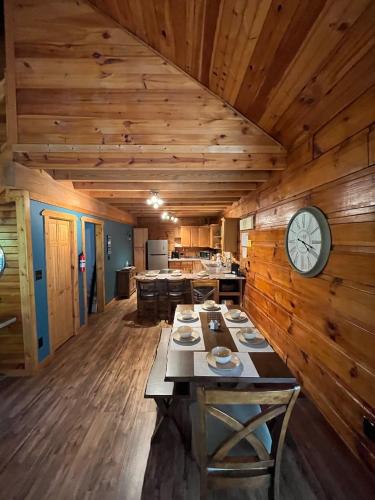 Deer Run - A Peaceful cabin hideaway in Livingston (TN)