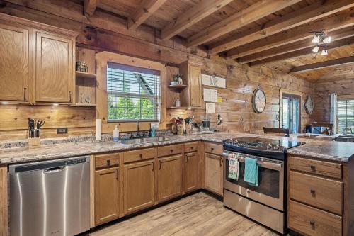 Deer Run - A Peaceful cabin hideaway in Livingston (TN)