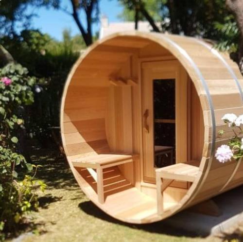 Garden, Domaine Le Jardin de Seraphine in Paluel