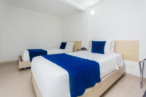 2 twin beds