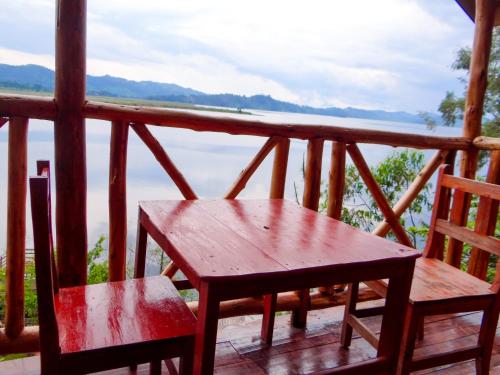 Skats, Mutanda Eco Community Center in Kisoro