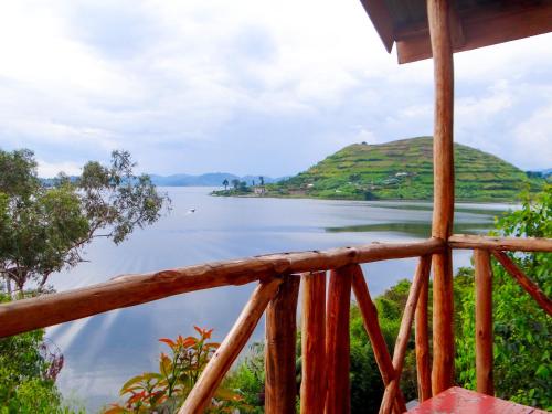 Skats, Mutanda Eco Community Center in Kisoro