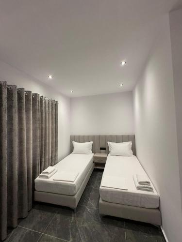 Two-Bedroom Apartment image 5