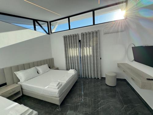 One-Bedroom Apartment image 8