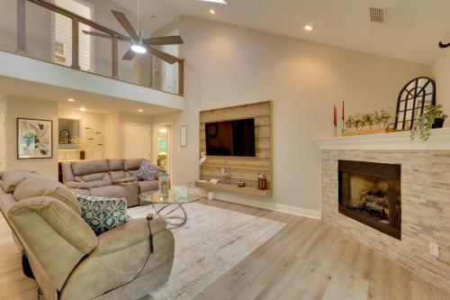 Waterfront Home w/ Fishing Dock in Tallahassee! in Killearn Estates