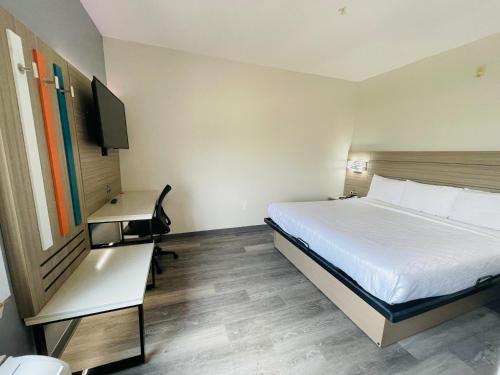 Motel 6-Houston TX - Spring - image 11