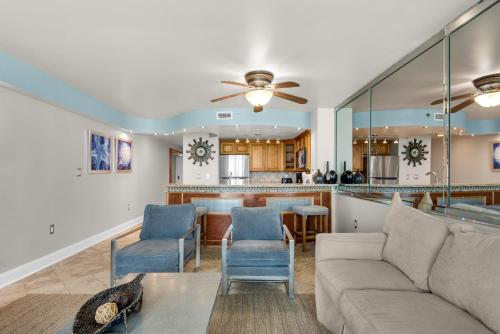 SunDestin 711 near The Back Porch