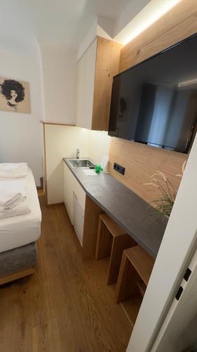 Guesthouse Mozart - Apartment House, Зальцбург (фото 10)