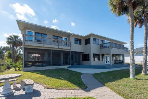 One of a Kind two story gated Halifax Riverfront in South Daytona (FL)