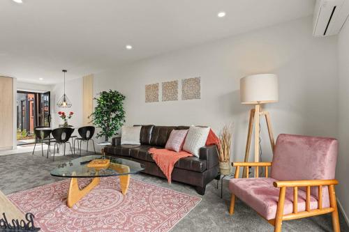 Alluring and Well-decorated Home, Auckland (photo 8)