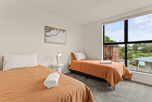 Warm and Bright 2 Bed Townhouse, Auckland (Foto 3)