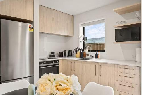 Gorgeous 2 Bed Henderson Stay in هندرسون