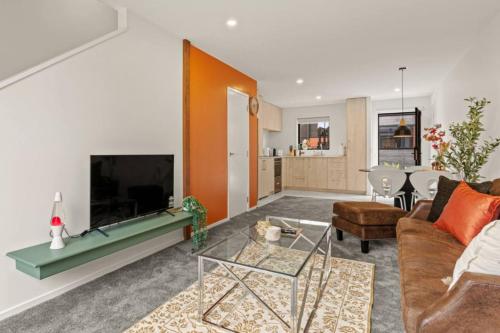 Cosy and Stylish Auckland Home, Окленд (фото 9)