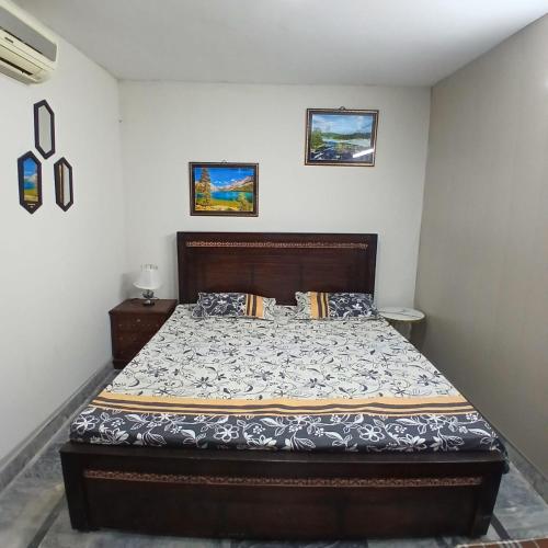 Elegant Single Bedroom Islamabad - Islamabad