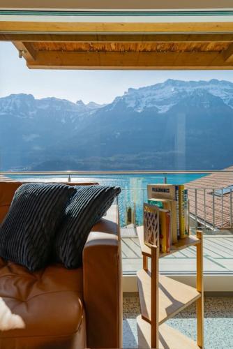 Chalet Swiss Dream - Luxury Lakeview Chalet with AC near Interlaken in Niederried