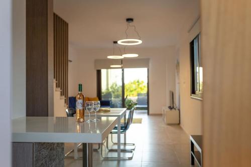 Townhouse Lotus - Modern 2-BR Retreat near the Beach, Pegeia (fotografie 5)