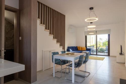 Townhouse Lotus - Modern 2-BR Retreat near the Beach, Pegeia (fotografie 7)