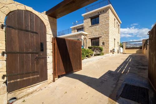 Villa Skandinavia - Modern 3BR Escape with Private Pool & BBQ, Pegeia (fotografie 6)