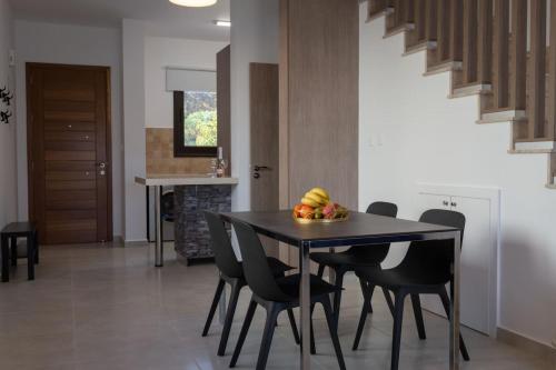 Townhouse Flower - 2BR Coastal Retreat near Coralia Beach, Pegeia (fotografie 7)