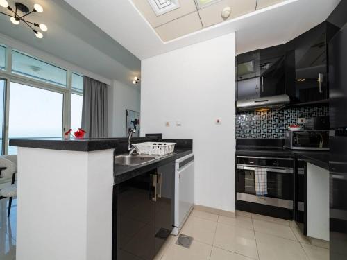 Elegant 1-Bedroom Retreat with Marina Views, Dubaj (zdjęcie 9)