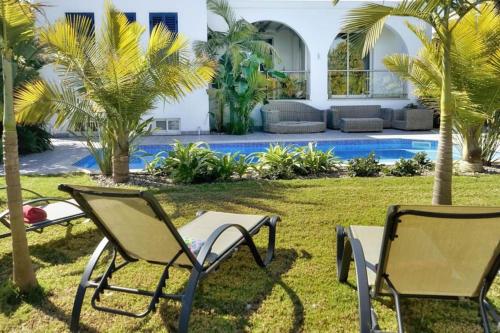 مسبح, Villa Medea - 3-BR Private Retreat with Pool & Terrace in Neokhorio