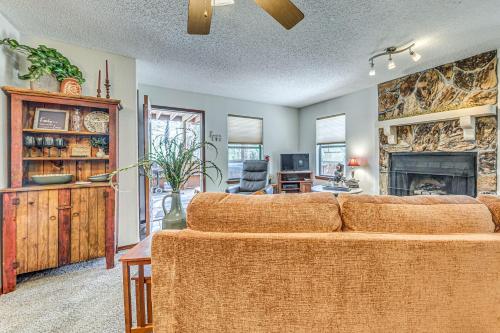 Stunning Condo - 4 Mi to Ruidoso Winter Park! - image 10