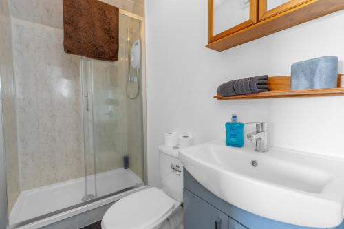 Parking - City Centre - 3 Bedrooms - 6 Guests, Edinburgh (fotografie 10)