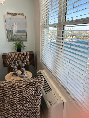 Beach Condo with Pool & Tiki Bar! - 편의 시설/서비스
