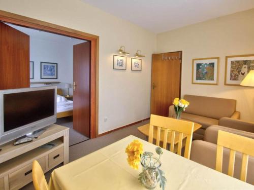 Facilities, Holiday apartment by the swimming pool F 997 in Wulfen
