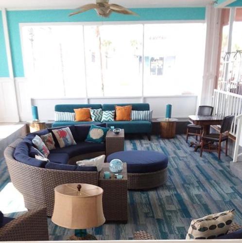 Beach Condo with Pool & Tiki Bar! - 바/라운지