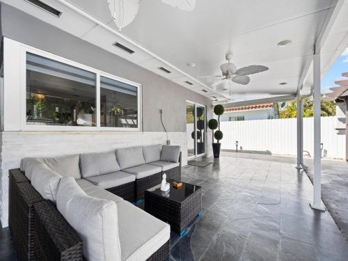 The Chill Sunny Casa Near Beaches in Miami Lakes