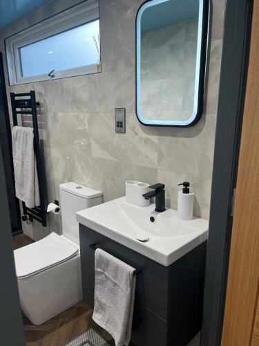 Guest House with parking in Bournemouth in Kinson North