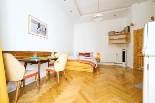 Cozy designer apartment in Friedrichshain, Berlin (photo 9)