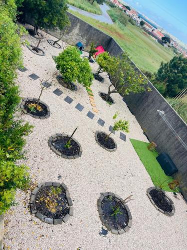 The Yellow Retreat in A-Dos-Cunhados