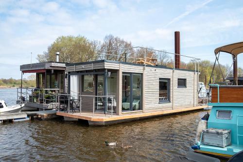 Hausboot WILMA, Hamburk
