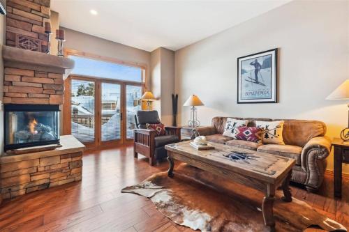 Exterior view, 4 Bedroom Townhome Near Snowflake Lift - Walk To Slopes! in Breckenridge (CO)