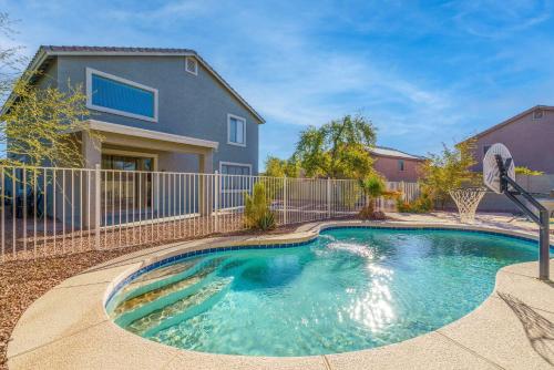 Game Room Pool King bed Pool Table near ศูนย์กีฬาครบวงจรพีโอเรีย