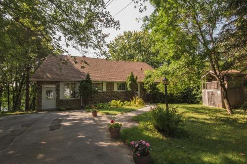 Piece of heaven near Montreal in Saint-Charles-Sur-Richelieu (QC)